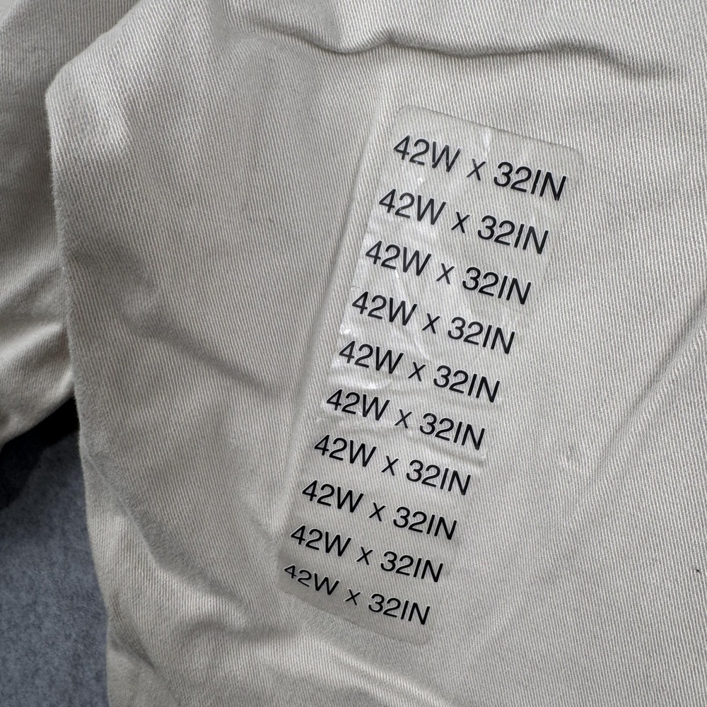 St Johns Bay Pants Mens 42x32 Beige Easy Weekend Twill Relaxed Chino Travel NEW - Picture 8 of 9